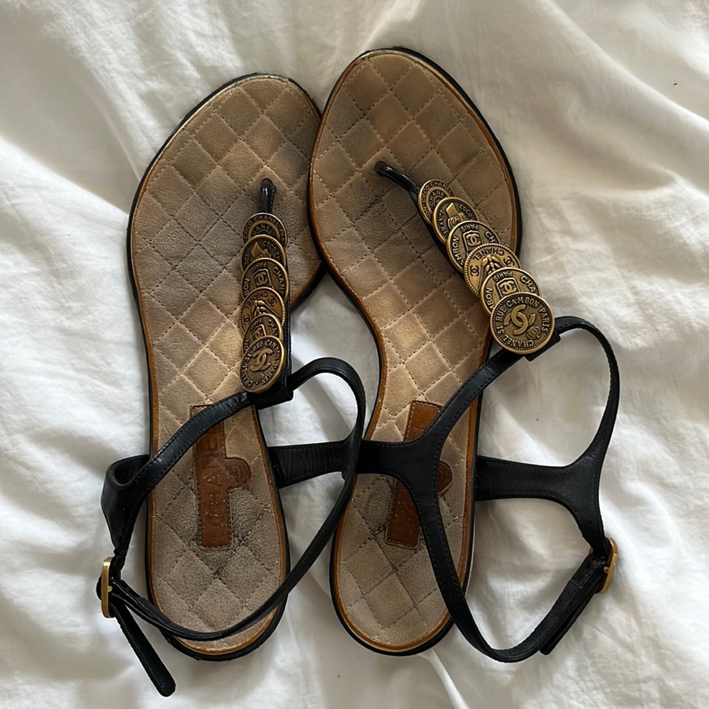 CHANEL Rare sandals from the south of France CHANEL Store
